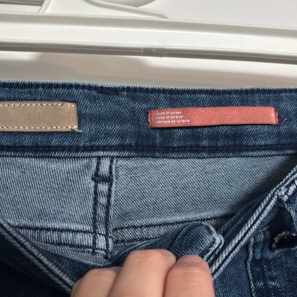 Pilcro Flare Jeans - Picture 2 of 4